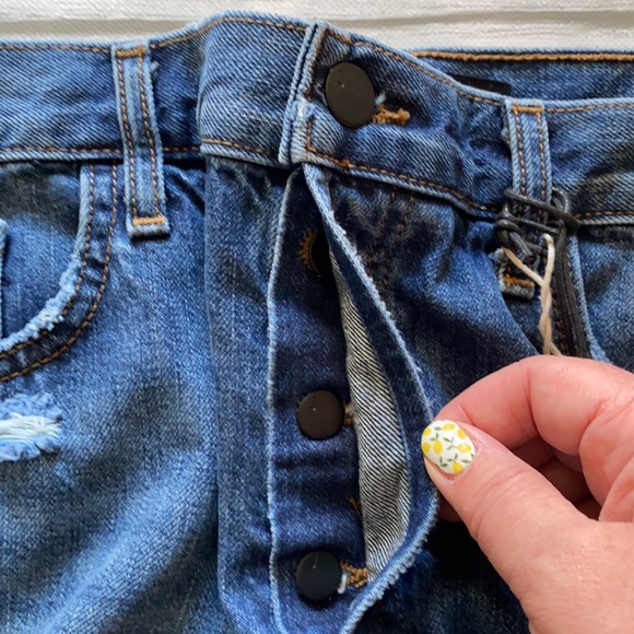 J Brand Bonny Mid Rise Denim Skirt Size 28 - Picture 11 of 13